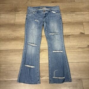 American Eagle Low Rise Artist Jeans Stretch Bootcut Flare 14R Distressed Denim